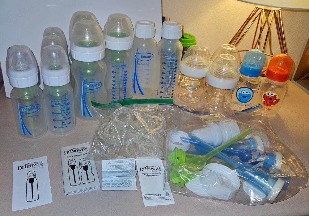 Dr. Brown's Natural Flow, Nuk Anti-Colic, & Sesame St. Baby Bottles Assorted Lot